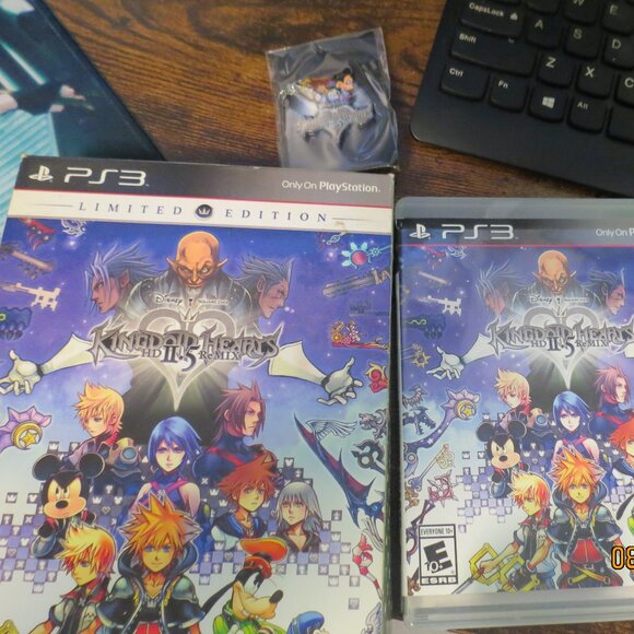 PS3 Collector Limited Edition Kingdom Hearts II.5 ReMix with pin - Picture 3 of 5